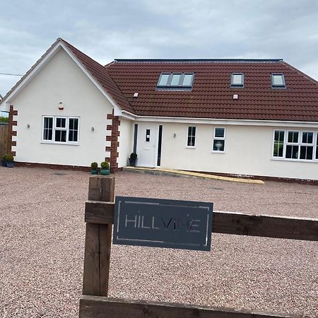 Hillvine Hotel Hartpury ภายนอก รูปภาพ