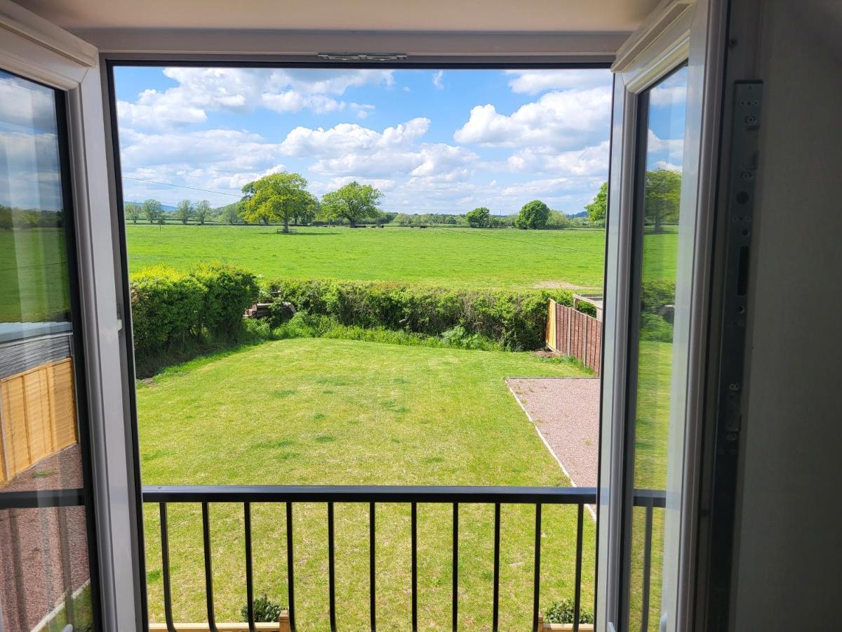 Hillvine Hotel Hartpury ภายนอก รูปภาพ
